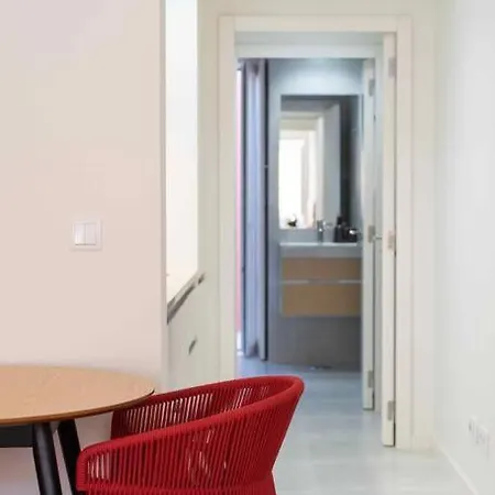 Pardal Rc B - Stylish Studio In Alcantara With Free Parking Nearby Apartment