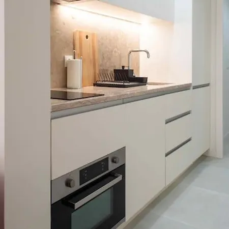 Pardal Rc B - Stylish Studio In Alcantara With Free Parking Nearby Apartment Lisbon