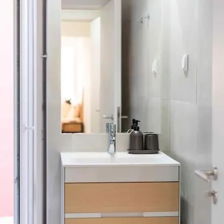 Pardal Rc B - Stylish Studio In Alcantara With Free Parking Nearby 리스본